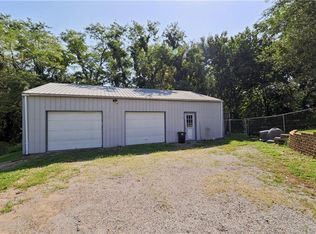 301 Jefferson St, Waverly, MO 64096