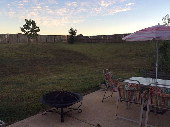 5th image of 124 Lori Ln
