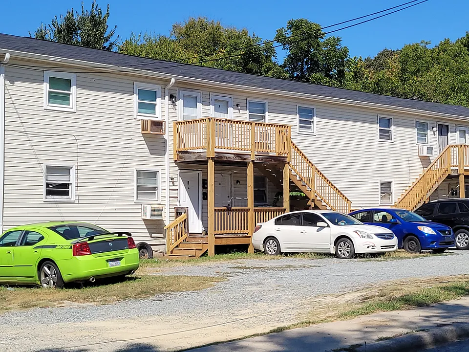 216 Church St #1