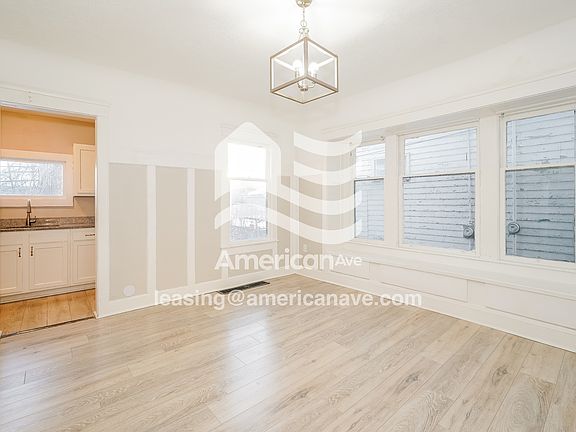 5-Dining Room