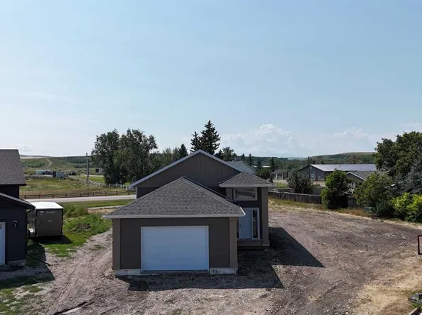 881 NE 2a St W, Cardston, AB T0K 0K0