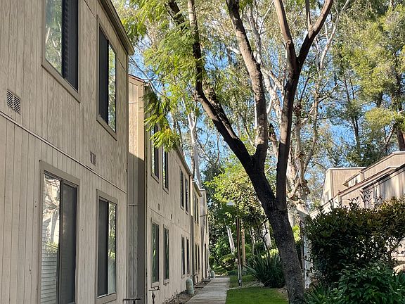 4th image of 600 Canyon Ridge Rd #346