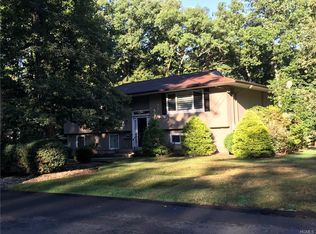 110 Norben Rd, Monsey, NY 10952