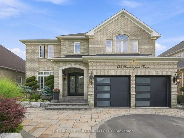 134 Sandringham Dr, Barrie, ON L4M 0C9