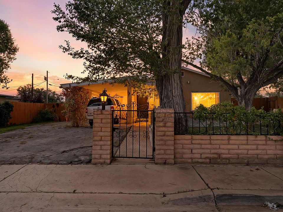 1st image of 317 Divine St