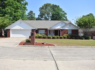 320 Regal Oaks Cir, White Hall, AR 71602