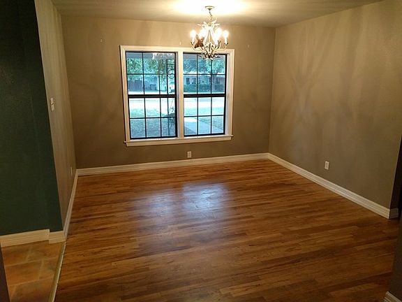 2nd image of 2635 W Twohig Ave