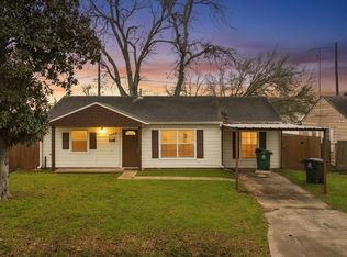 3325 McCrarey Dr, Houston, TX 77088