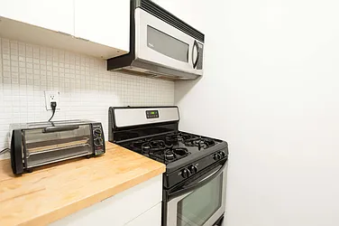 Rented by Solace SMC Inc