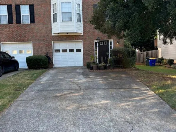4478 Thorngate Ln, Acworth, GA 30101