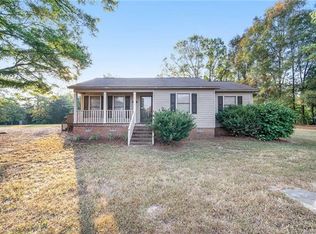 202 Community Ln, Lancaster, SC 29720