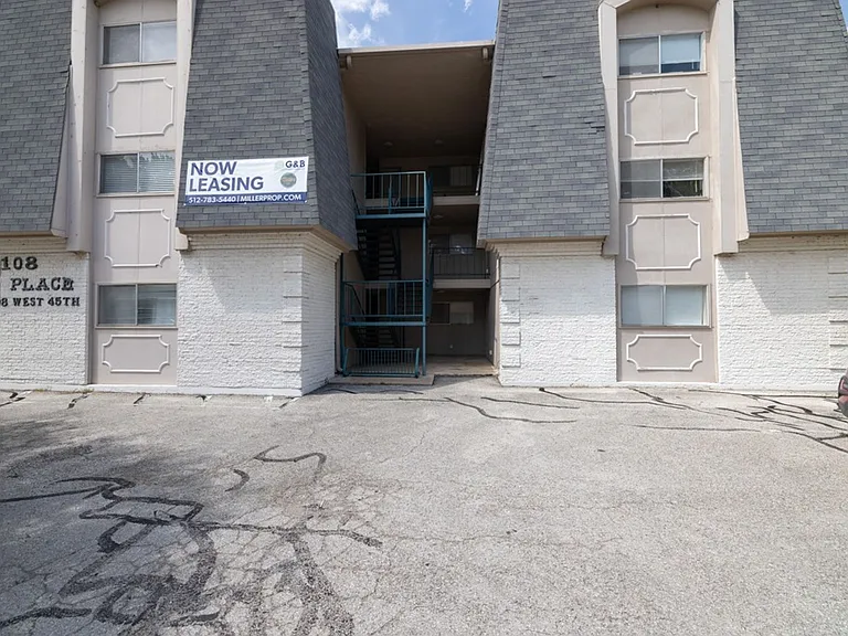 108 Place Apartments — Photo 2