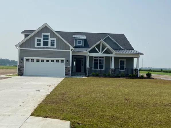 2714 Windflower Lane, Grimesland, NC 27837