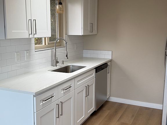 2nd image of 5506 7th Ave NW #5508