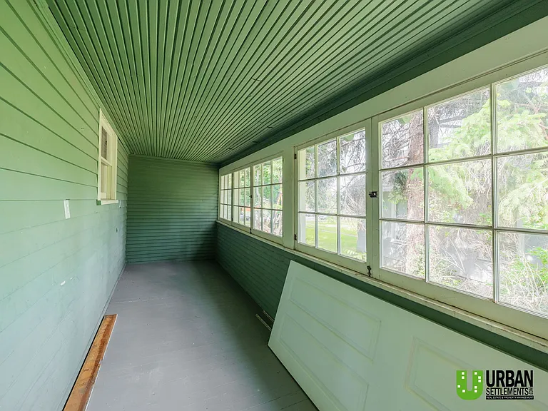 724 E Ermina Ave — Photo 21