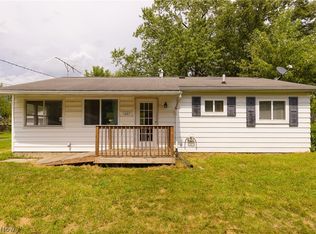 1687 Delia Ave, Akron, OH 44320
