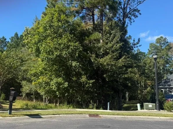 745 McDuffie Dr., Myrtle Beach, SC 29588