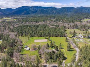 1255 Pleasant Creek Rd, Rogue River, OR 97537