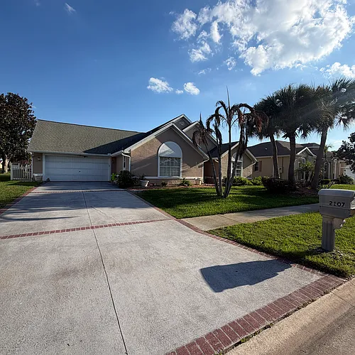 2107 Lionel Dr Photo 1