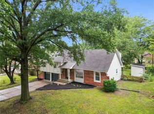 12918 Sycamore Ave, Grandview, MO 64030