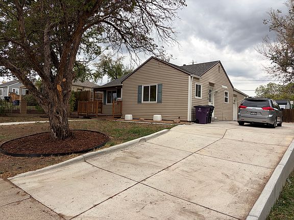 4th image of 1559 S Quivas St
