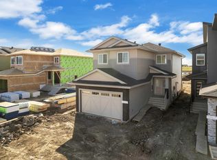 3814 39th St, Beaumont, AB T4X3B5
