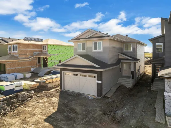 3814 39th St, Beaumont, AB T4X 3B5