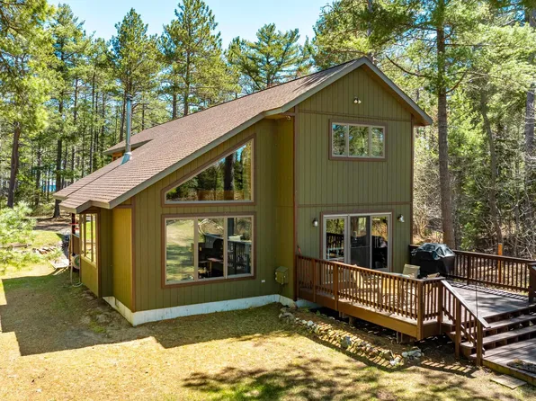 13610 Bete Grise Rd, Mohawk, MI 49950