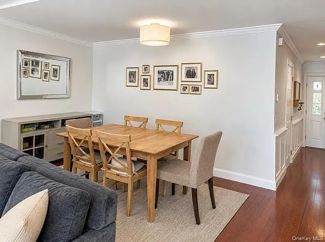 2 bed, 2.5 bath, 1408 sqft, $5,000 — Photo 4