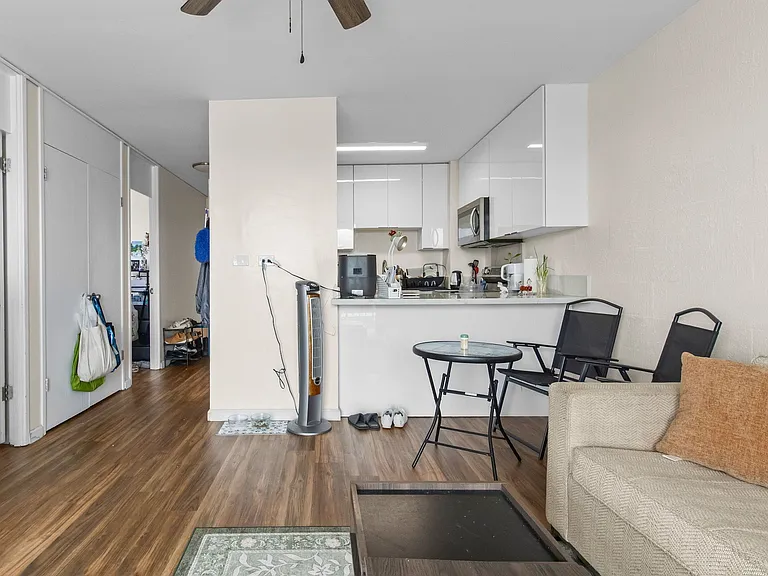 950 Lehua Ave #606 — Photo 5