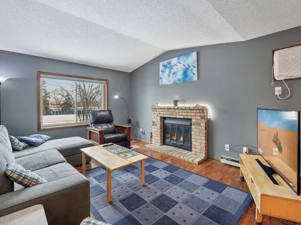 2030 Ridge Dr APT 32, Saint Louis Park, MN 55416