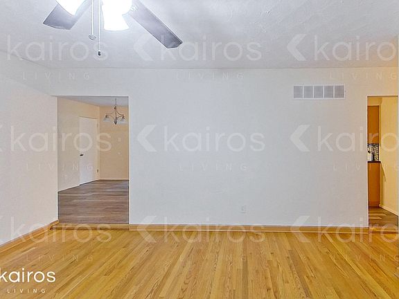 3rd image of 225 Naomi Ave
