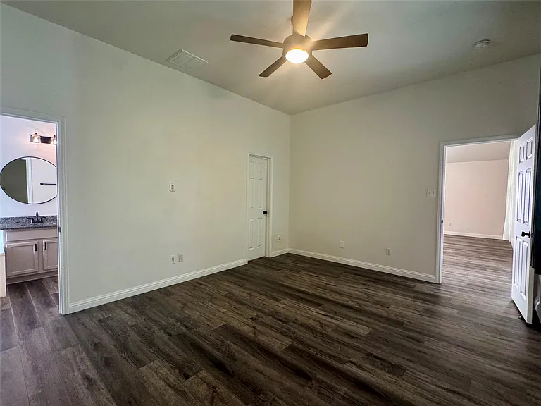 5615 Taylorcrest Dr — Photo 23