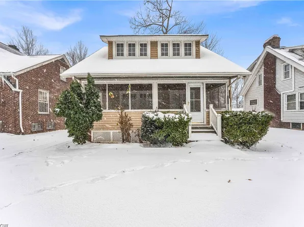 296 E 266th St, Euclid, OH 44132
