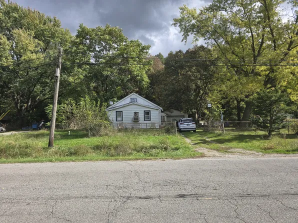 2329 Colfax St, Gary, IN 46406