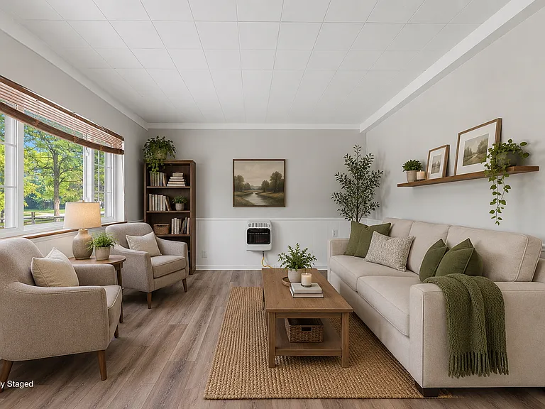 7365 Chennault Dr — Photo 10