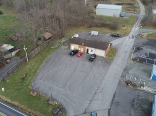 31 Minnicks Dr, Shinnston, WV 26431
