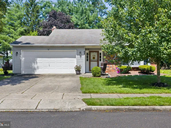 62 Deep Hollow Ln N, Columbus, NJ 08022