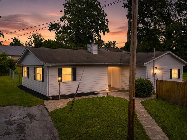 119 Newberry Cir — Photo 36