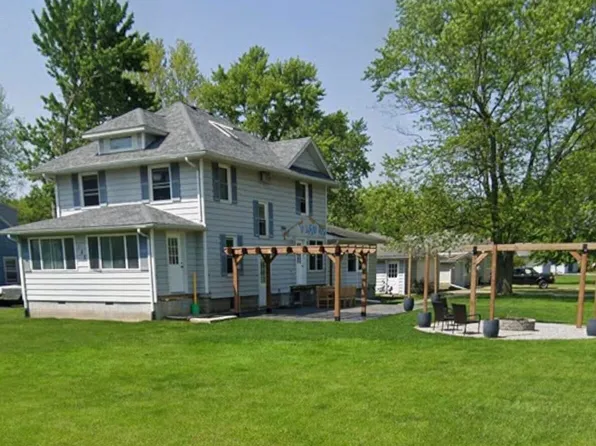 165 Finke Rd, Oak Harbor, OH 43449