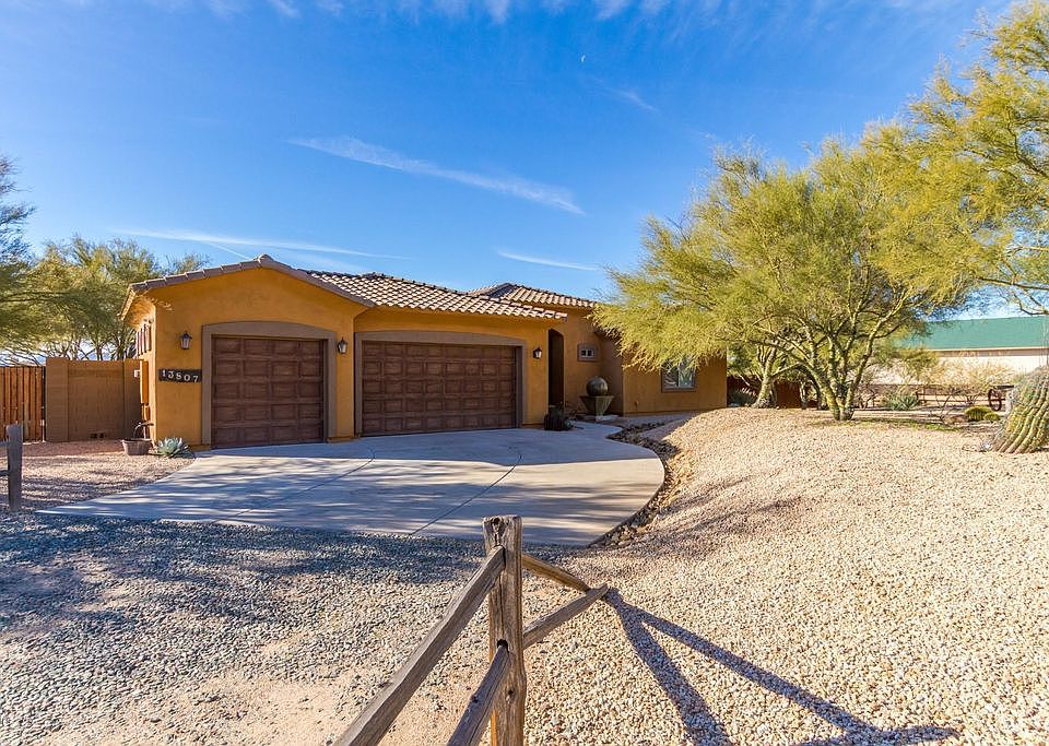 1st image of 13807 E Casey Ln