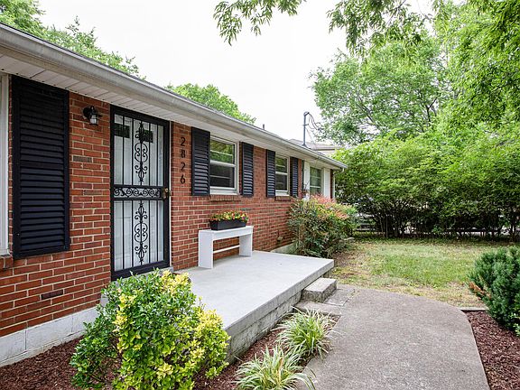 3rd image of 2826 Jones Ave