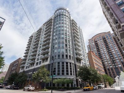 421 W Huron St, Chicago, IL, 60654