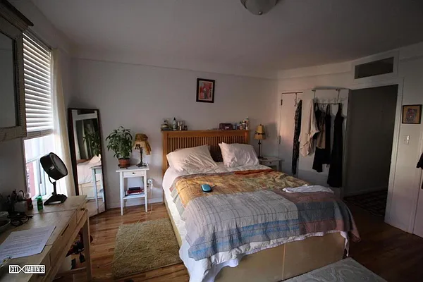 Rented by Citi Habitats | media 12