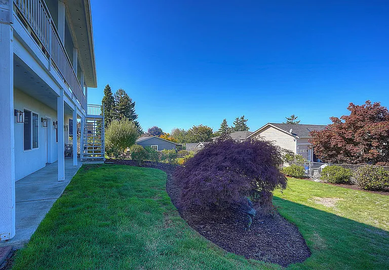 1207 Sequalish St — Photo 7