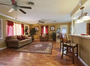 311 E Rome St, Gonzales, LA 70737