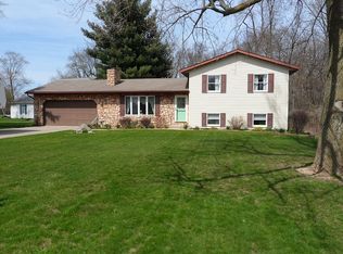 64352 Meadow Ridge Dr, Goshen, IN 46526