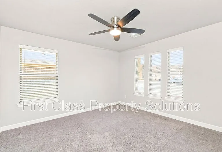 13500 Watson Dr — Photo 9