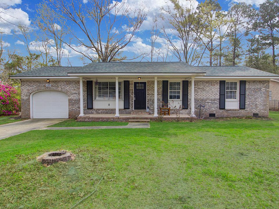 1st image of 123 Foxborough Rd