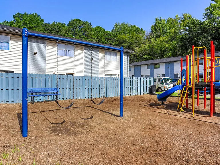 Crystal Townhomes — Photo 6